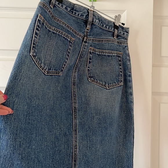 Gap, Jean skirt, front slit - Picture 4 of 4